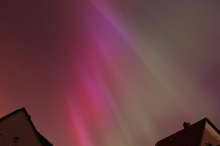 intensive Streifen in Richtung Westen